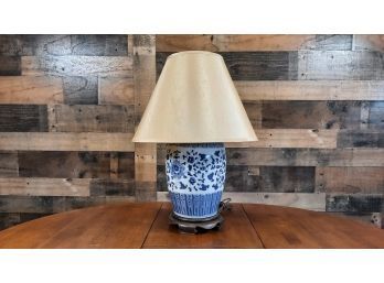 Blue And White Ginger Jar Table Lamp