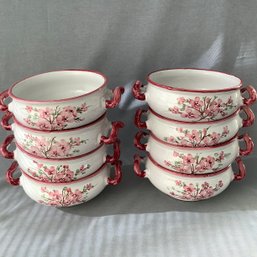 8 Italian Large Soup Bowls Each Hand Painted And Signed By Giovanni Vietri