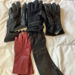 5 Pair Of Gloves, Thinsulate, Leather And Fur Lined