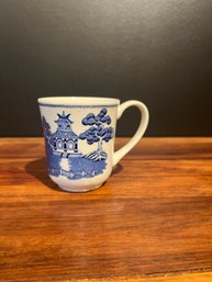 Mug Willow Blue (Made In England, Earthenware