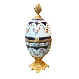 Bronze Enchantment: Hand-Painted Porcelain Egg Jar For Enduring Elegance