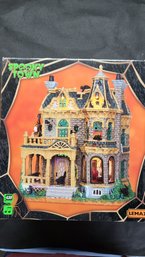 Spooky Town / Lemax - Withered Mansion