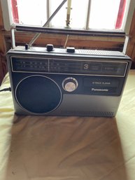Panasonic Vintage Radio With 8-Track - Working Radio