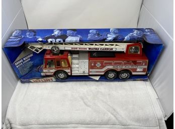 Vintage Nylint Water Cannon Ladder Fire Truck With Box - New In Box