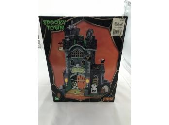 Lemax - Spooky Town - Gate House At Haunted Meadows (Retired)