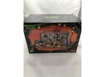 Lemax - Spooky Town - Killer Clown Mobile Home (retired)