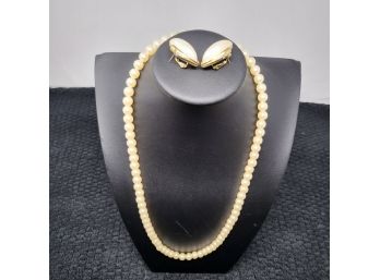 Costume Jewelry - Faux Pearl Opera Style Necklace W/matching Earings In Faux Gold