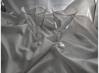 Set Of Two (2) Champagne Flutes