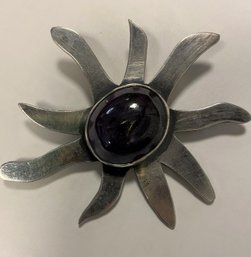800 Sterling Stylized Star Brooch With Amethyst Stone