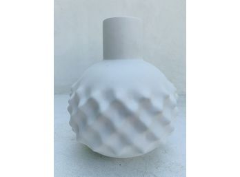 A Modern Gourd Shaped White Tone Ceramic Vase