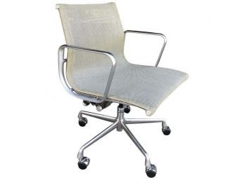 Aluminum Group Desk Chair By Eames For Herman Miller