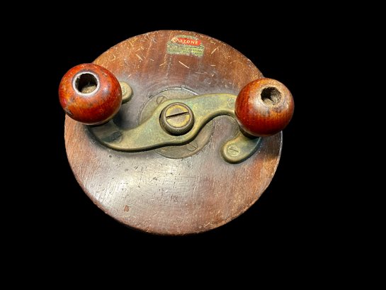 Antique Brass Fishing Reel #5327 | Auctionninja.com