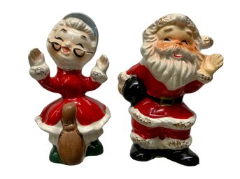 Santa And Mrs. Clause Salt And Pepper Shakers