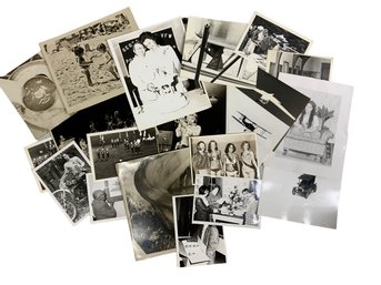 Stack Of 20 Plus Vintage 1960s Photos - Hippies, Rock Concert, Etc.