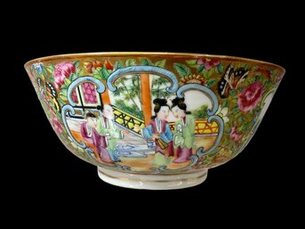 Famille Rose Decorative Porcelain Bowl And Stand