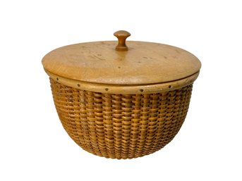 Vintage Woven Nantucket Or Style Basket