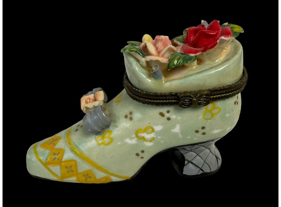 Vintage Porcelain Shoe Pill Box Limoges Type, Unsigned