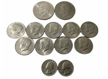 Lot Of US Bicentennial Coins Eisenhower Dollars, Half Dollars And Quarters