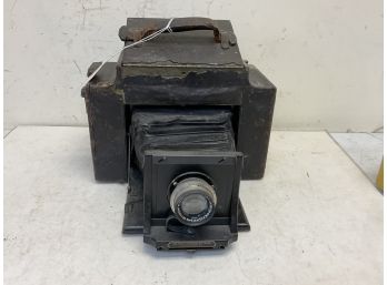 Turn Of The 20th Century Antique  Folmer & Schwing Box Camera In Black Case