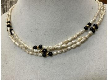 Freshwater Pearls And Onyx Necklace And Bracelet W 14kt Gold Clasp And Accent Beads