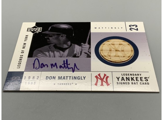 Don Mattingly Legends Of New York Autographed Bat Card