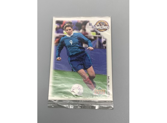 Mia Hamm Sealed 2002 Upper Deck Twizzlers Soccer Card