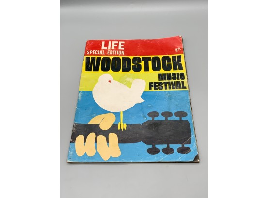 Vintage 1969 Life Special Edition Woodstock Music Festival Magazine