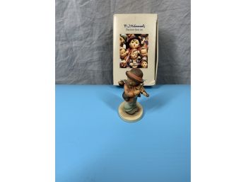 Little Fiddler Hummel Goebel Figurine With Box