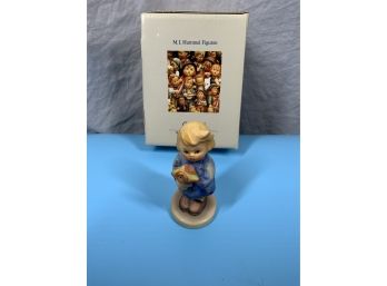 Girl With Nosegay Hummel Goebel Figurine With Box