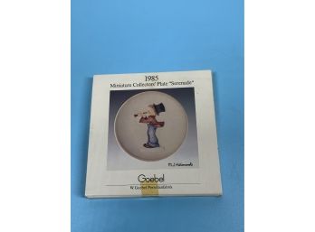 1985 Goebel Hummel Miniature Collectors Plate Serenade With Box