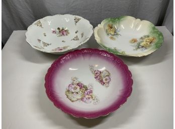 3 Vintage Decorative Scalloped Bowls