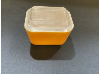 Pyrex 501-b Friendship Orange Refrigerator Dish 1.5 Cup With Lid 501-c