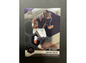 Justin Fields 2021 Mosaic NFL Debut Rookie Card
