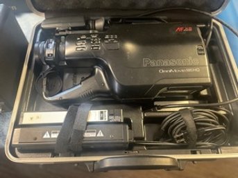 Panasonic OmniMovie VHS Video Camera AFx12, W/ Case  (GP)