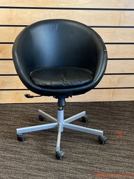 Black Leather Office Bucket Chair (GP)
