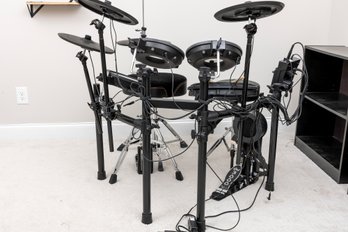 Roland V-Drums Bluetooth TD-17 Drum Kit & Accessories