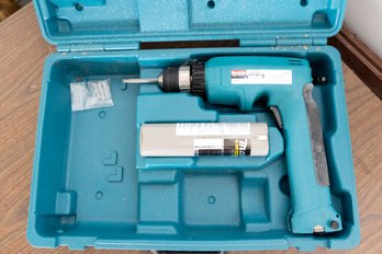 Makita 6095d Drill With Battery (No Charger)