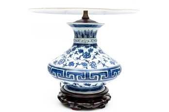 Blue & White Chinese Porcelain Table Lamp