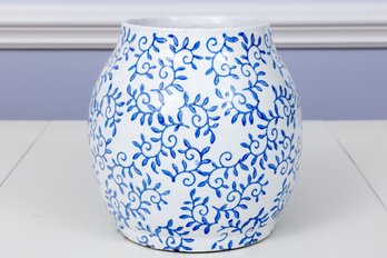 Oriental Blue/White Redware Pottery Vase