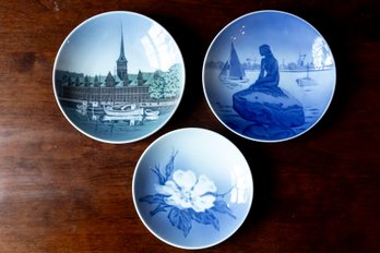 Vintage Royal Copenhagen Scene Plates