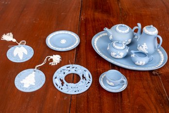 Wedgwood Miniature Tea Coffee Set & Ornaments