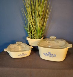 Corning Ware Duo. Matching Lids And No Chips.  - -- - - - -- - -- - - - - - - - -- - - - - - Loc: Piano Boxed