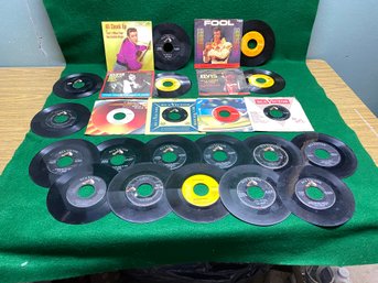 (21) Elvis Presley 45rpm Records, (4) With Picture Sleeves And (2) EPs. In Good Or Better Condition.