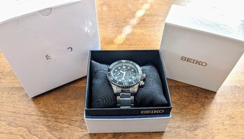 Seiko Auto Divers 200m Watch Stainless Band Black Dial Original Boxes