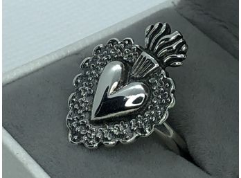 Lovely Vintage Style 925 / Sterling Silver Sacred Heart Ring - Face Of Ring About Size Of Quarter - NICE !