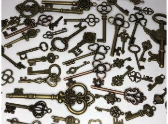 (2 Of 2) Fantastic Lot Of Antique Style Keys - OVER 60 PIECES ! - All Shapes And Sizes - From Actual To Mini