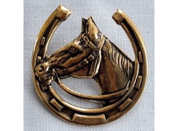 Pretty Gold Tone Horse Head In Horse Shoe Brooch