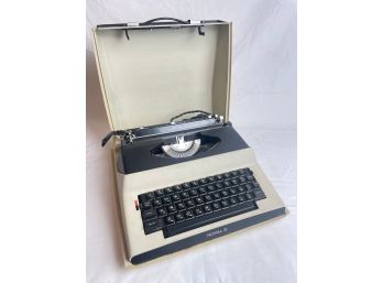 Royal Model SP 8000 Typewriter
