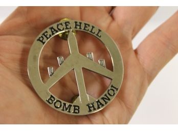 Vietnam Peace Hell Bomb Hanoi Metal Badge With Bomber Plane