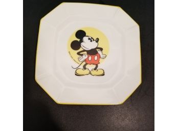 7.5' Vintage Walt Disney Mickey Mouse Plate